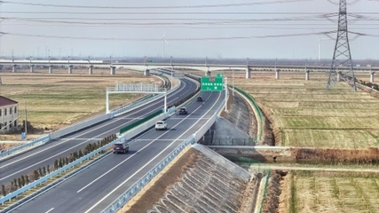 濱淮高速公路鹽城段正式通車，為鹽城高質(zhì)量發(fā)展注入強(qiáng)勁交通動(dòng)力